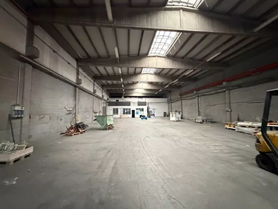 Immagine 3 di Capannone industriale in affitto  in Via Statale 467 a Casalgrande