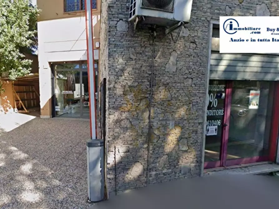 Immagine 1 di Magazzino in vendita  in Via Trionfale a Roma