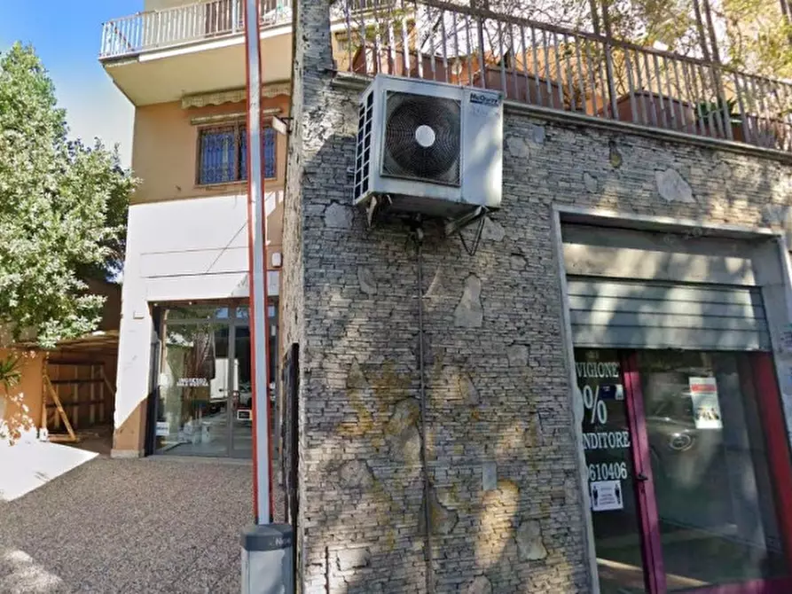 Immagine 9 di Magazzino in vendita  in Via Trionfale a Roma
