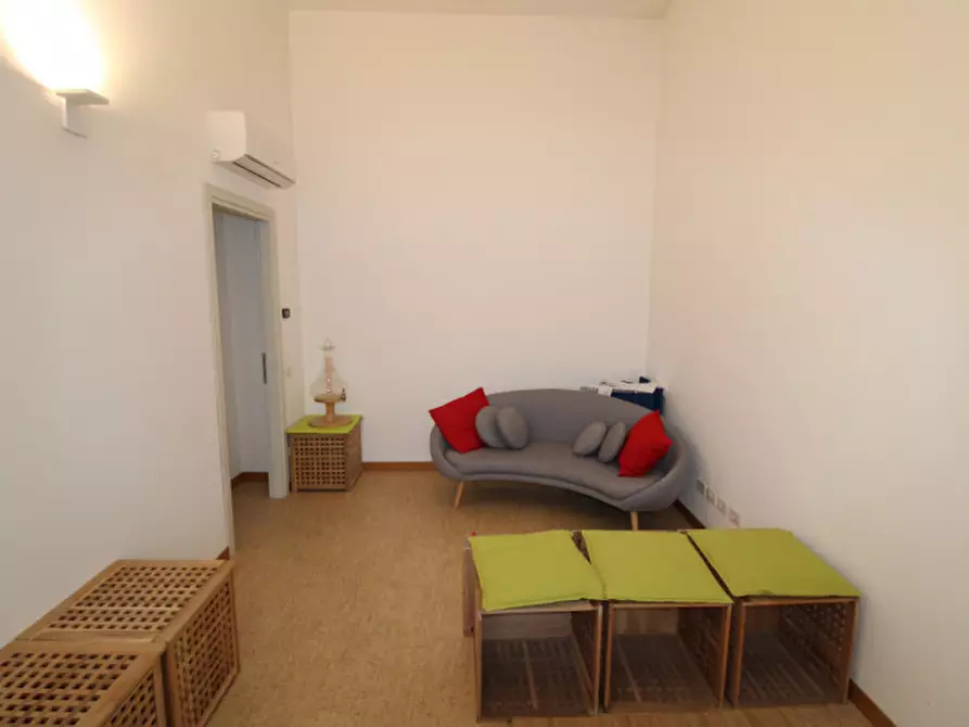 Immagine 3 di Ufficio in vendita  in Viale della Repubblica a Lissone