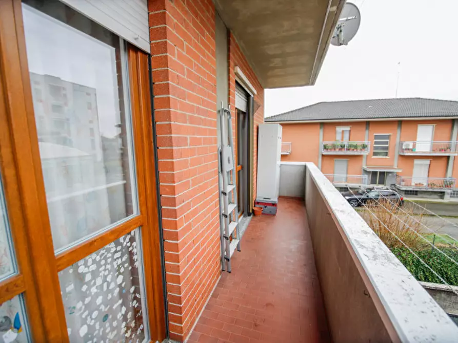 Immagine 23 di Appartamento in vendita  in via antonio uligini 10 a Rivarolo Canavese