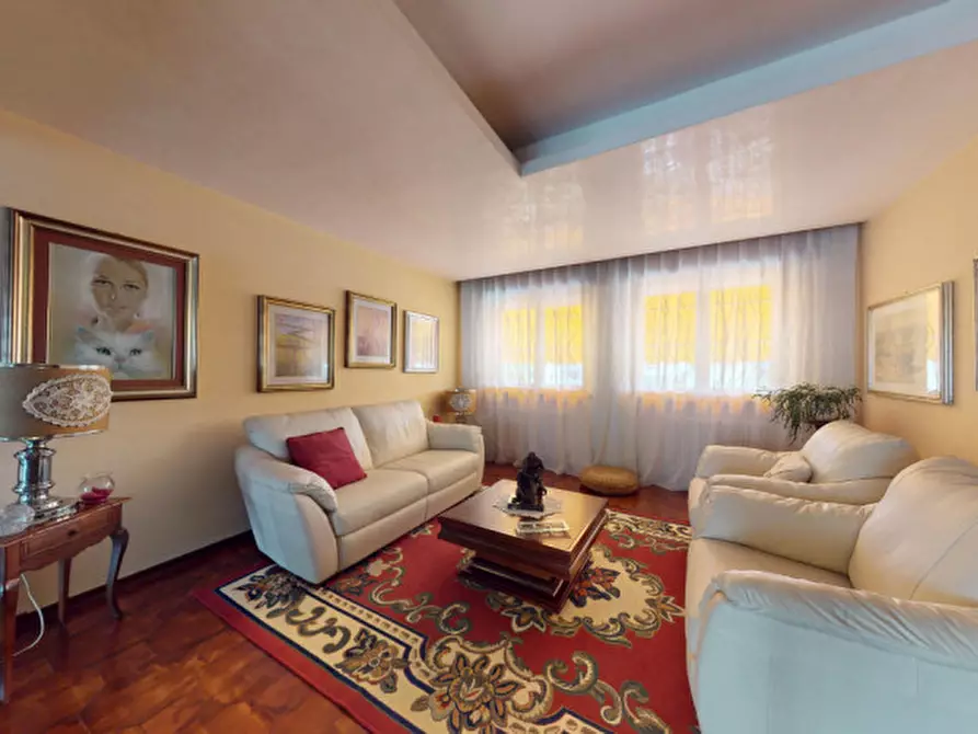 Immagine 6 di Casa bifamiliare in vendita  in Via Cristoforo Colombo 29 a Monticello Conte Otto