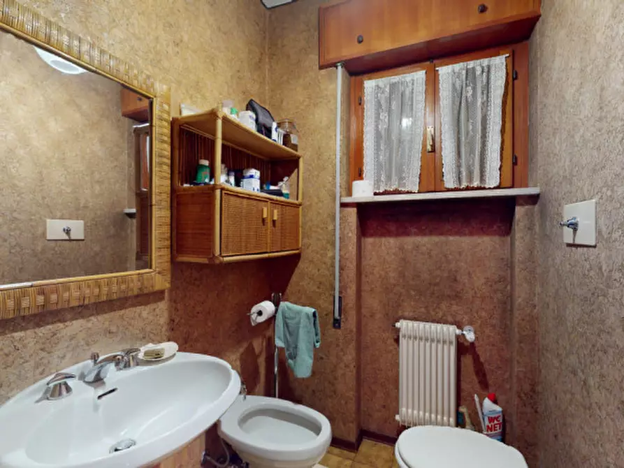 Immagine 10 di Casa bifamiliare in vendita  in Via Cristoforo Colombo 29 a Monticello Conte Otto