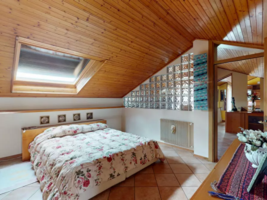 Immagine 22 di Casa bifamiliare in vendita  in Via Cristoforo Colombo 29 a Monticello Conte Otto