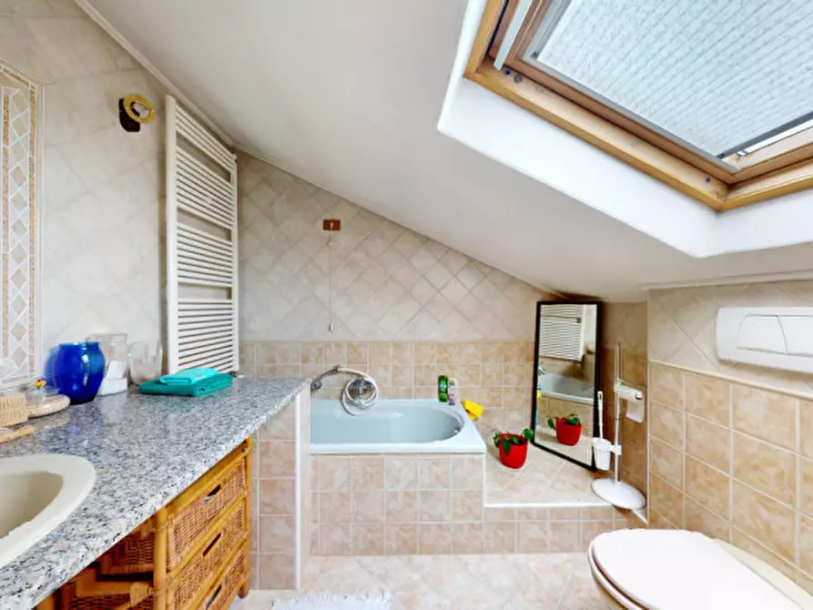 Immagine 23 di Casa bifamiliare in vendita  in Via Cristoforo Colombo 29 a Monticello Conte Otto