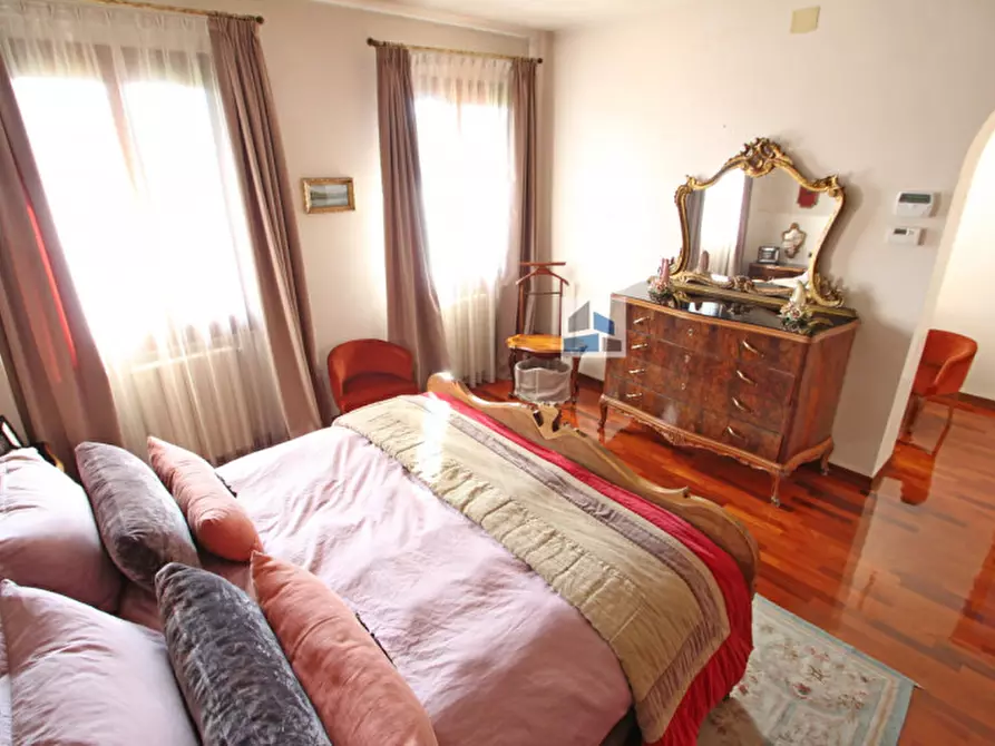 Immagine 16 di Casa bifamiliare in vendita  in Via Fratella a Santa Maria Di Sala