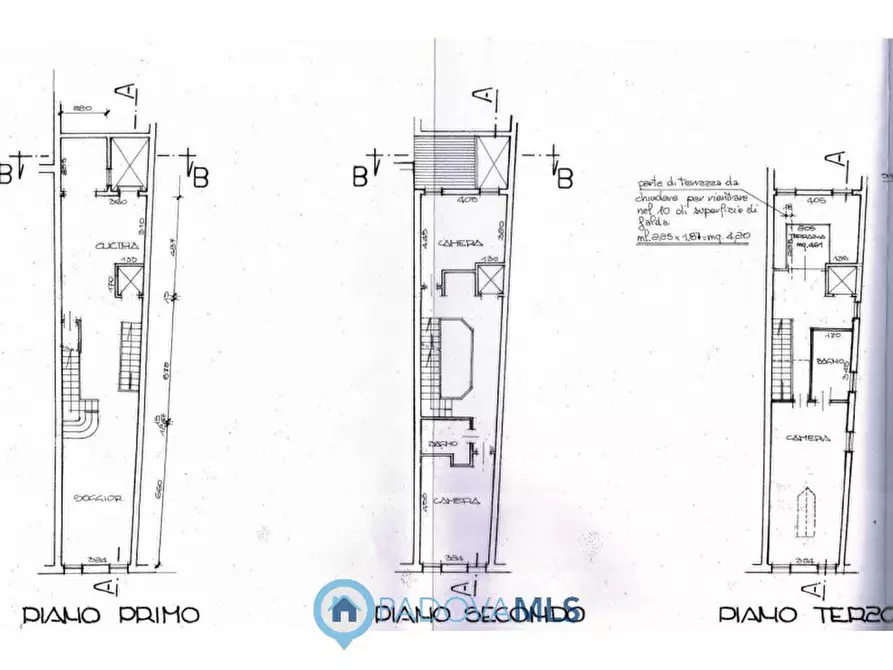 Immagine 32 di Palazzo in vendita  in Via Savonarola a Padova