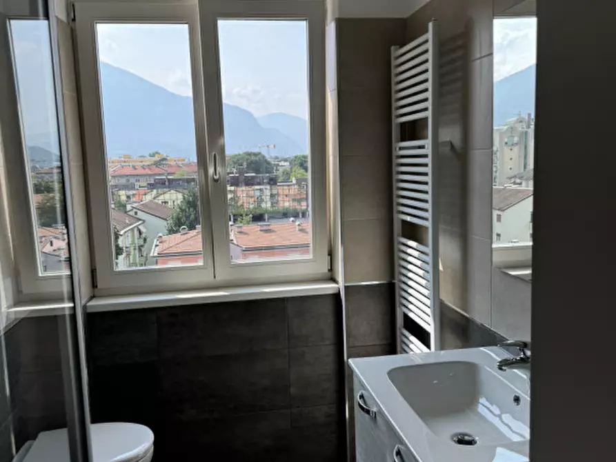 Immagine 7 di Camera in affitto  in Via Torquato Taramelli a Trento