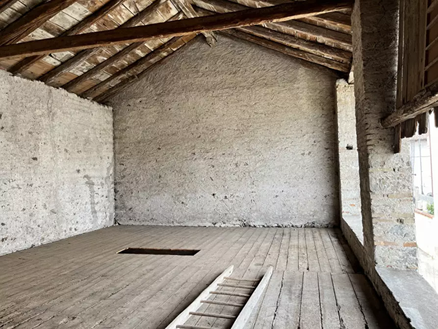 Immagine 5 di Rustico / casale in vendita  in Via Veneto a Udine