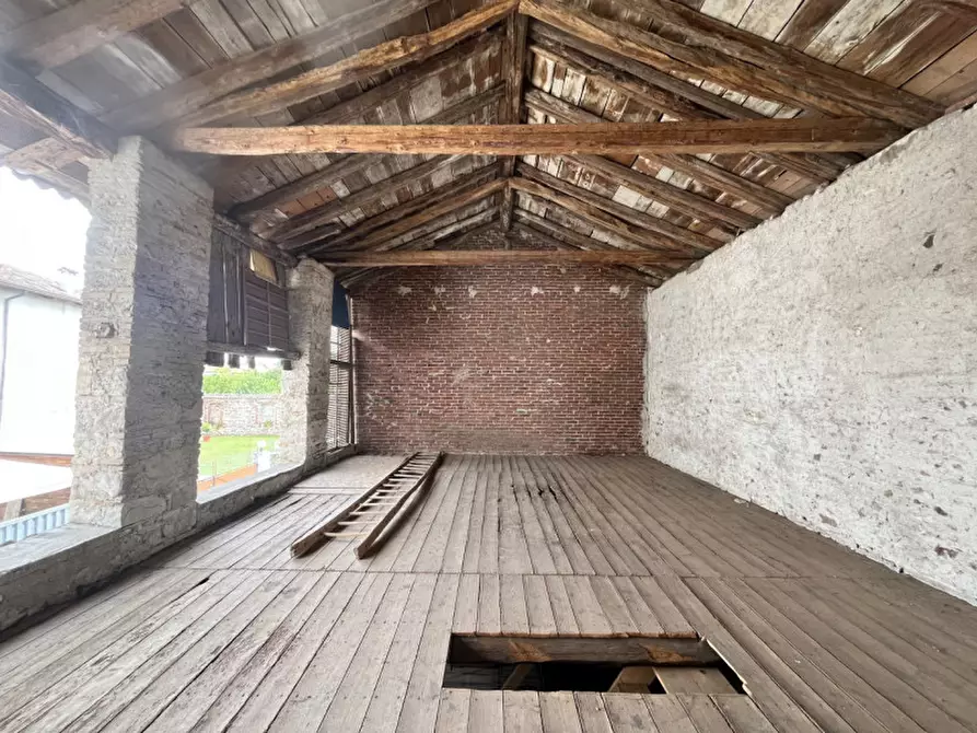 Immagine 6 di Rustico / casale in vendita  in Via Veneto a Udine