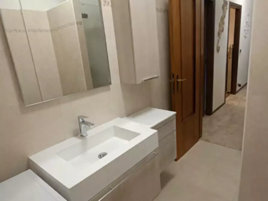 Immagine 9 di Appartamento in vendita  in Via della Repubblica a Brescello