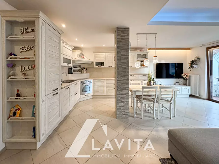 Immagine 7 di Appartamento in vendita  in Via Sottomonte - Unterbergstraße a Laives .Leifers.