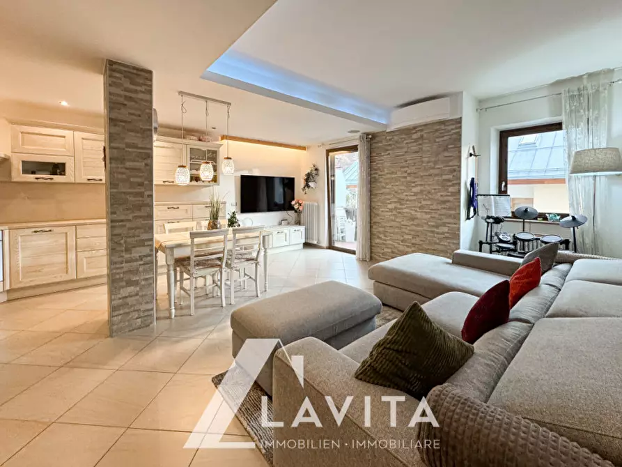 Immagine 12 di Appartamento in vendita  in Via Sottomonte - Unterbergstraße a Laives .Leifers.