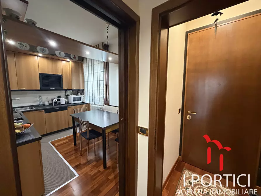 Immagine 12 di Villetta a schiera in vendita  in Via Guido Carrer a Venezia