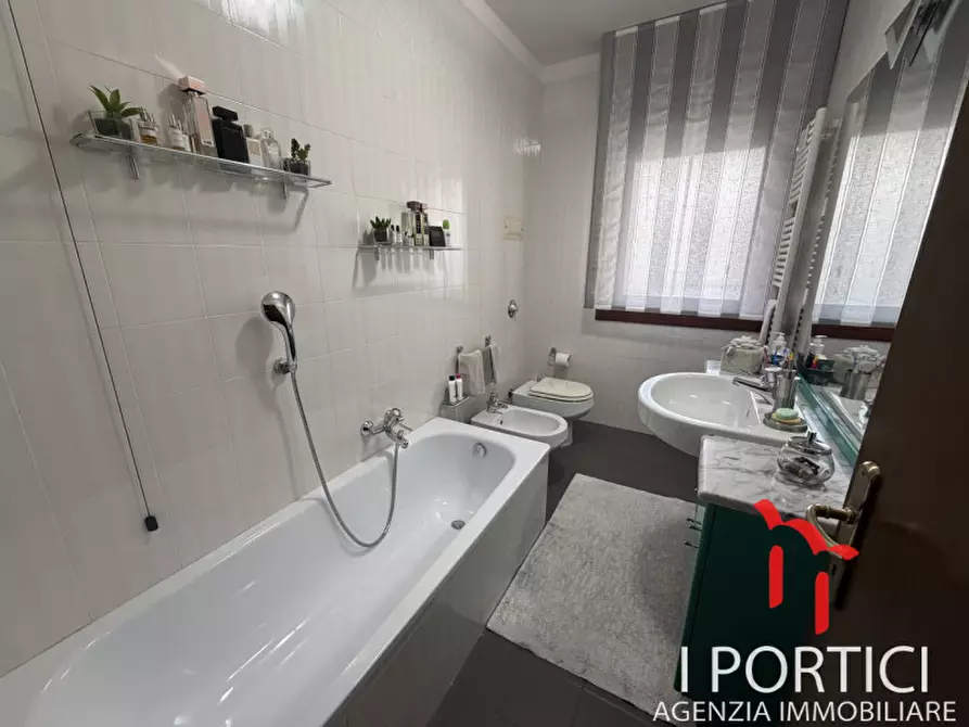 Immagine 19 di Villetta a schiera in vendita  in Via Guido Carrer a Venezia