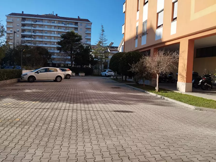Immagine 12 di Appartamento in vendita  in Via Aldo Moro a Pescara
