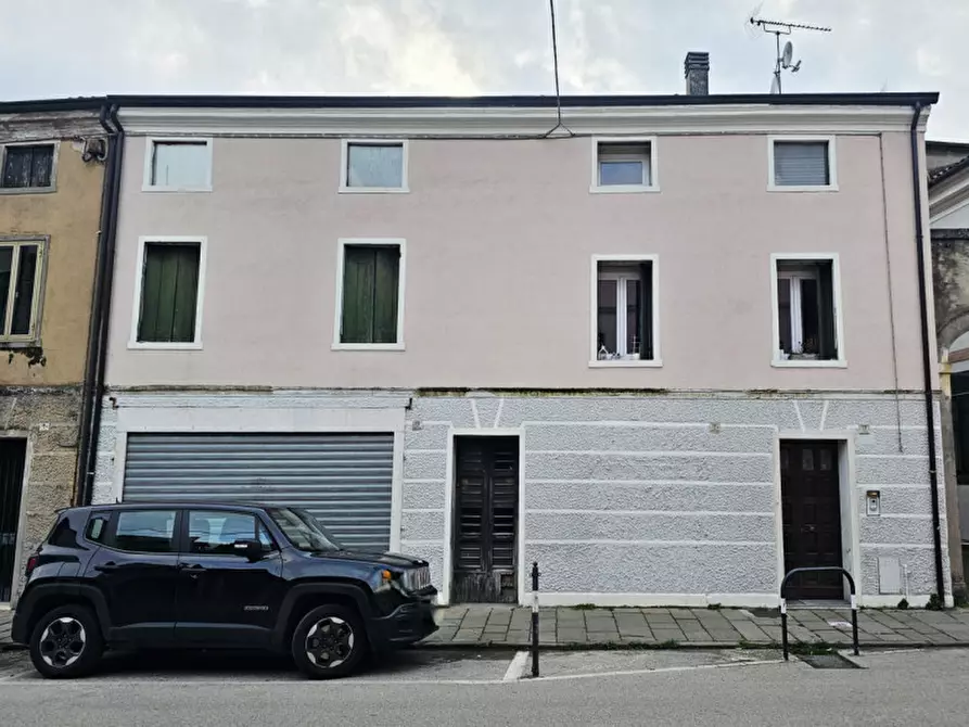 Immagine 5 di Appartamento in vendita  in VIA PRINCIPE AMEDEO a Este