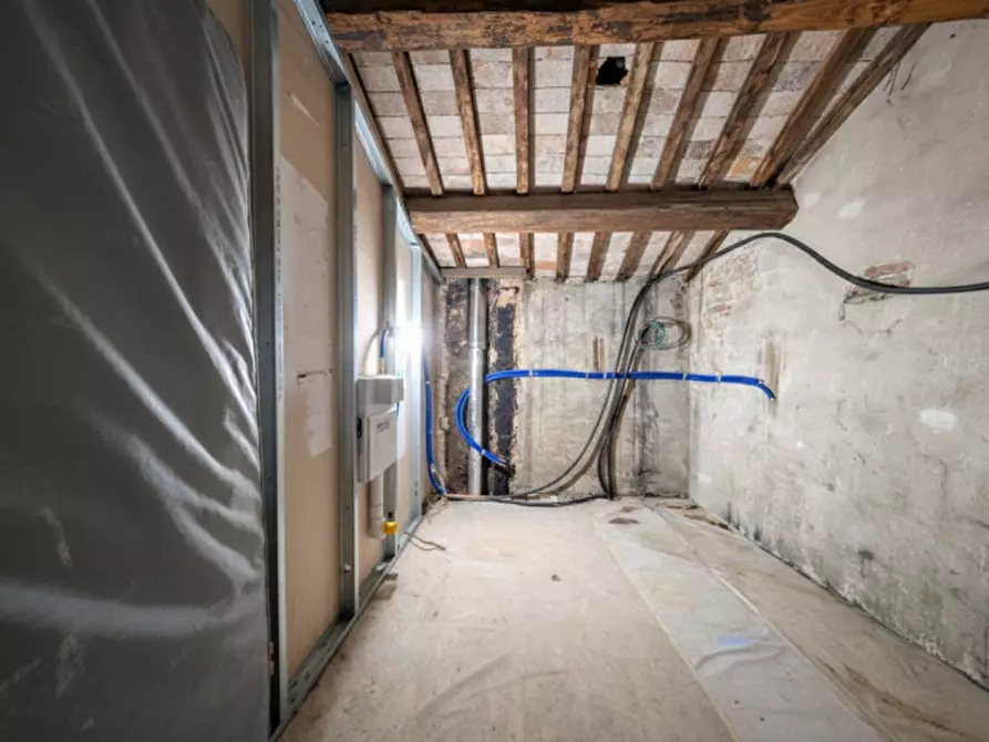 Immagine 11 di Appartamento in vendita  in VIA PRINCIPE AMEDEO a Este