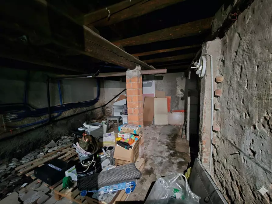 Immagine 12 di Appartamento in vendita  in VIA PRINCIPE AMEDEO a Este