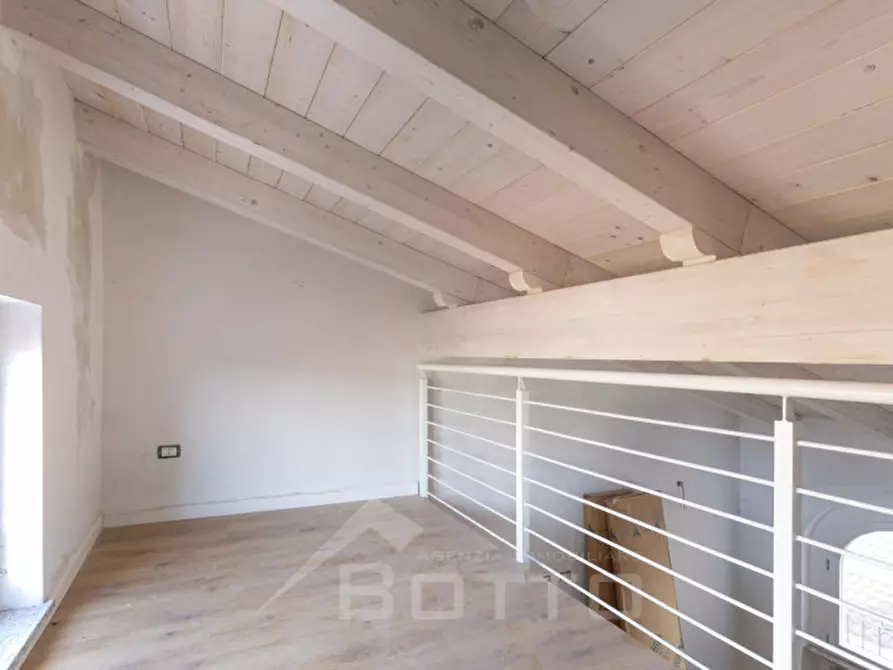 Immagine 6 di Appartamento in vendita  in Piazza Italia, 1 a Gattinara