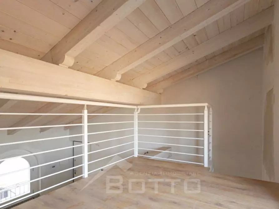 Immagine 8 di Appartamento in vendita  in Piazza Italia, 1 a Gattinara