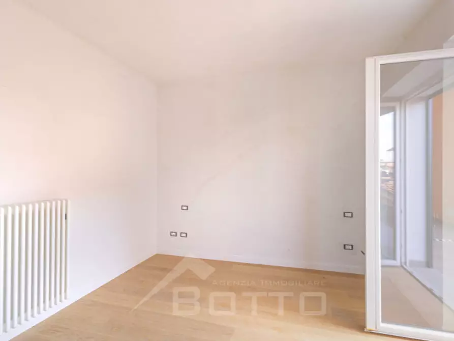 Immagine 9 di Appartamento in vendita  in Piazza Italia, 1 a Gattinara