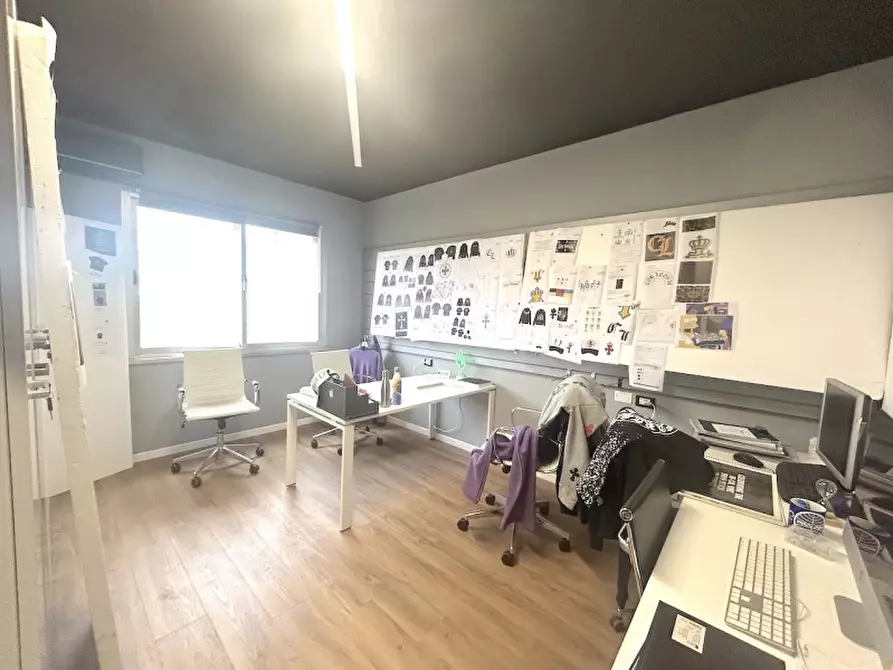 Immagine 7 di Capannone industriale in affitto  in VIA AUSA a Coriano