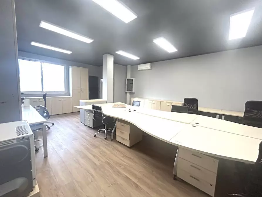 Immagine 10 di Capannone industriale in affitto  in VIA AUSA a Coriano