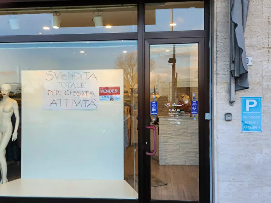 Immagine 11 di Negozio in vendita  in Via Brentella 29 a Selvazzano Dentro