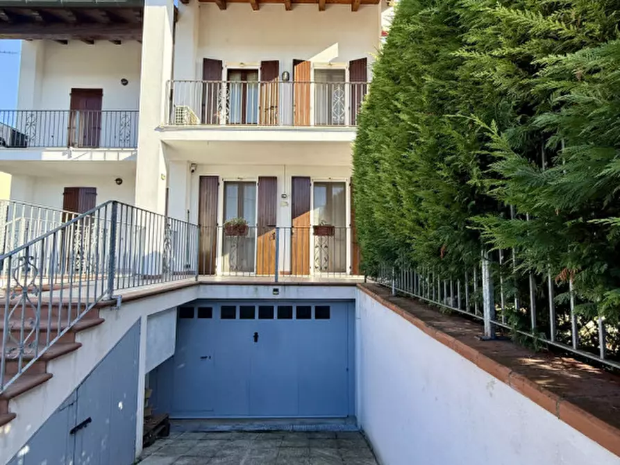 Immagine 18 di Casa bifamiliare in vendita  in Via Deserto a Este