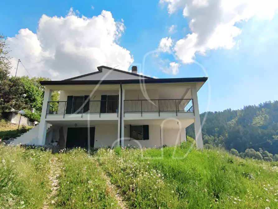 Immagine 2 di Casa indipendente in vendita  a Ferrara Di Monte Baldo