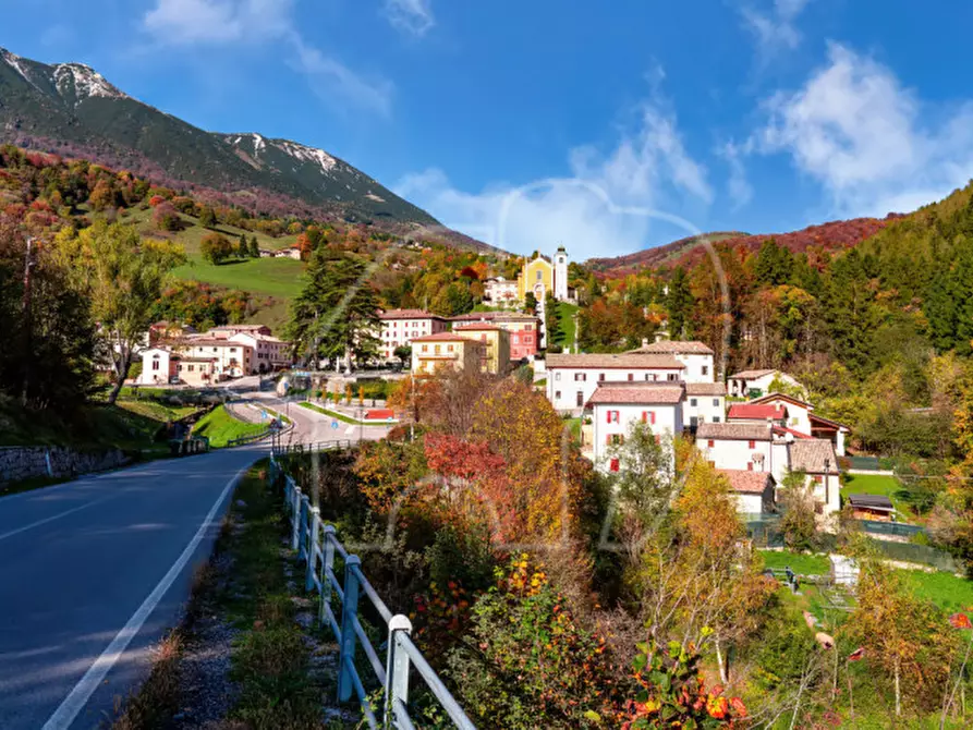 Immagine 37 di Casa indipendente in vendita  a Ferrara Di Monte Baldo