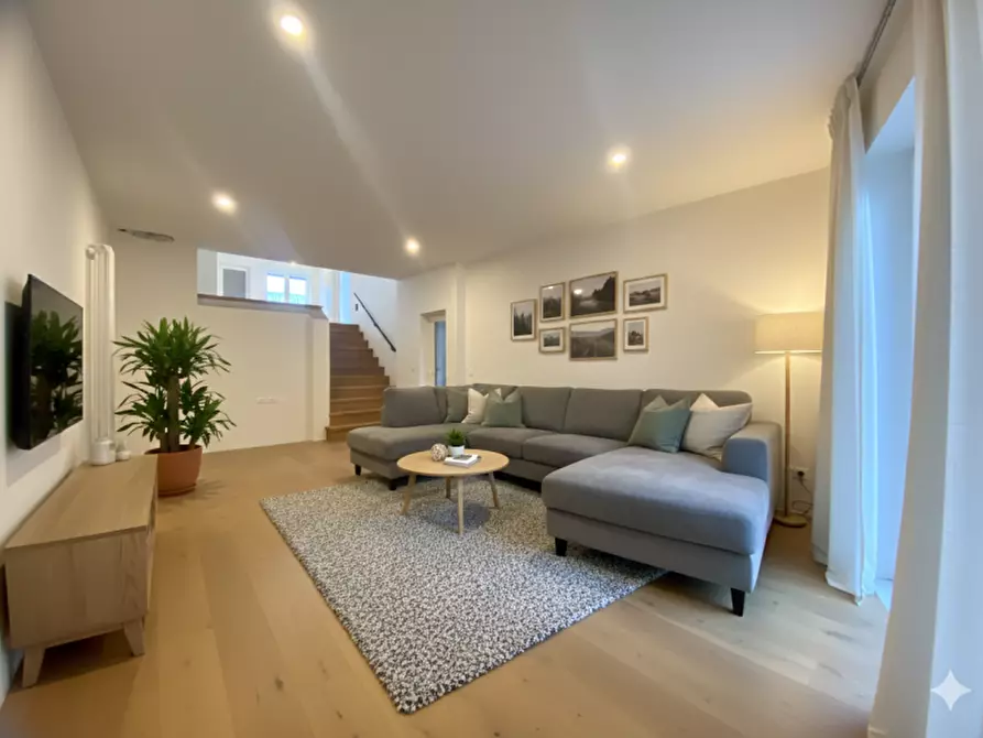 Immagine 5 di Appartamento in vendita  in Via Cesare Battisti a Asiago