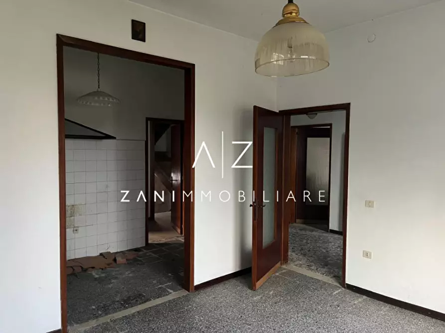 Immagine 14 di Casa indipendente in vendita  in Via Montebelluna di Salvarosa a Castelfranco Veneto
