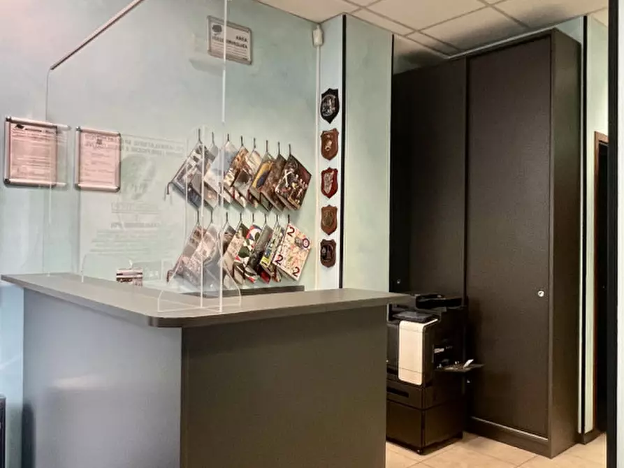 Immagine 3 di Ufficio in vendita  in Via A. Valerio a Piove Di Sacco