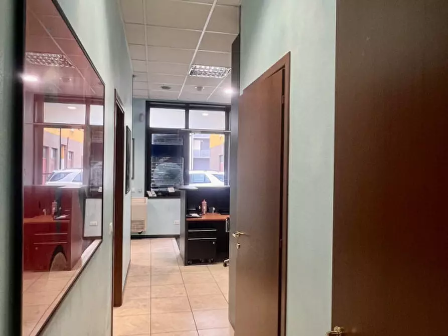 Immagine 9 di Ufficio in vendita  in Via A. Valerio a Piove Di Sacco