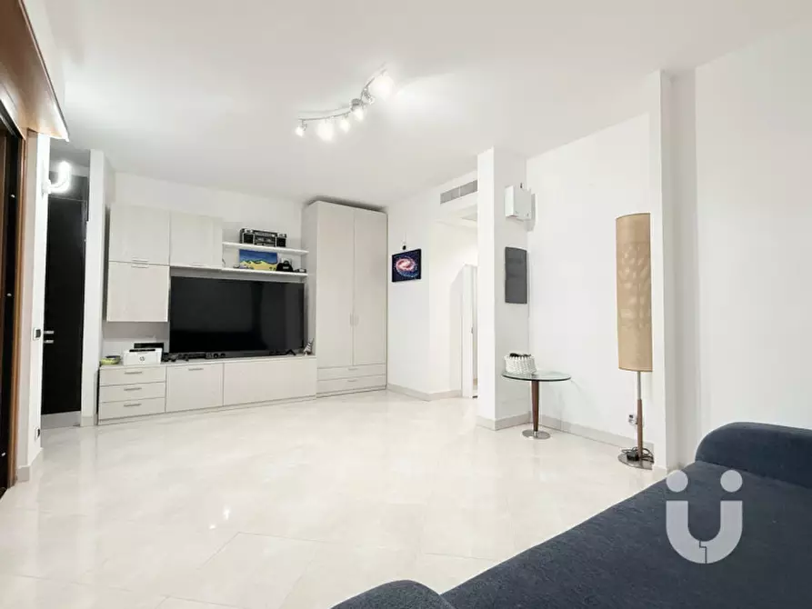 Immagine 7 di Appartamento in vendita  in Via Andrea Lavezzolo a Roma