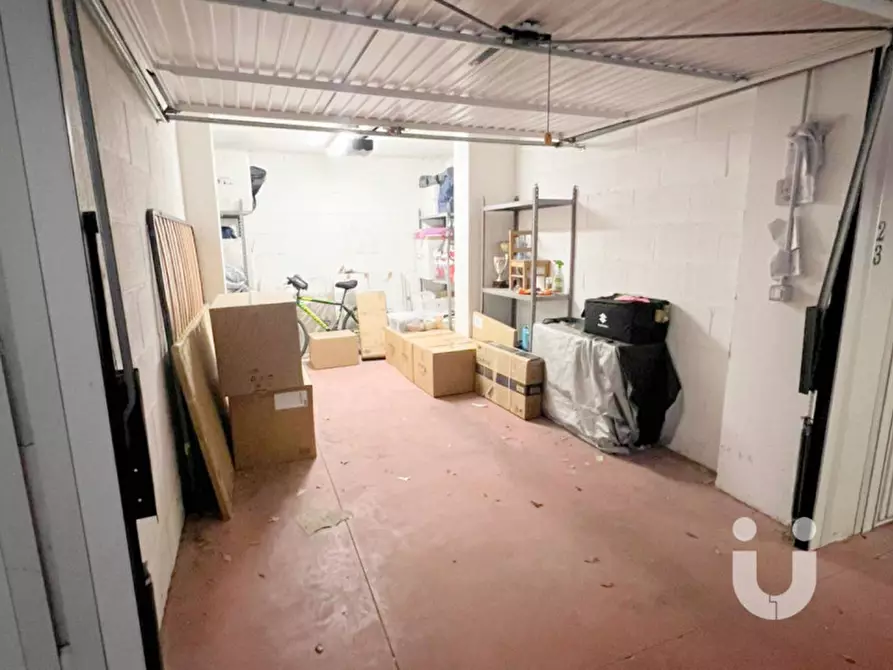 Immagine 16 di Appartamento in vendita  in Via Andrea Lavezzolo a Roma