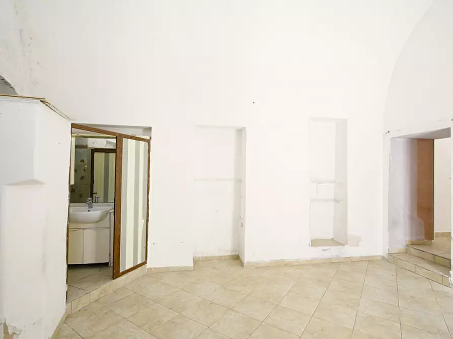 Immagine 8 di Casa indipendente in vendita  in via de filippo a Matino