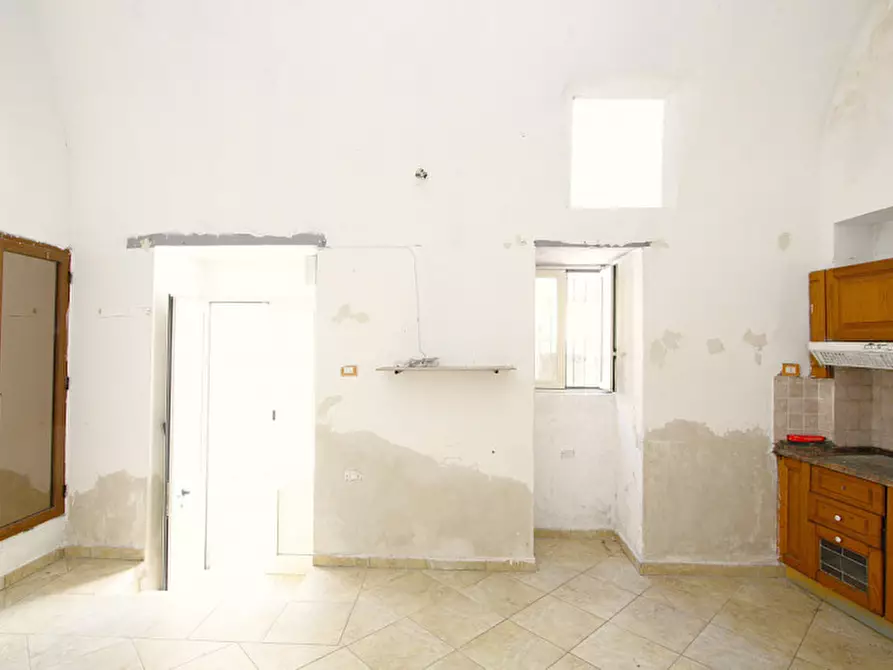 Immagine 13 di Casa indipendente in vendita  in via de filippo a Matino