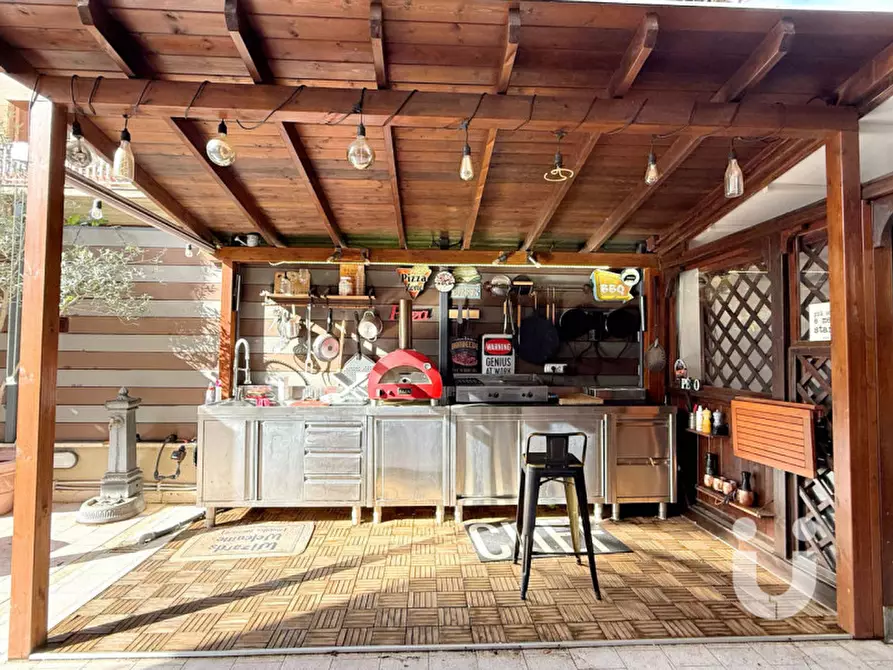 Immagine 4 di Appartamento in vendita  in Via della Tenuta del Casalotto a Roma