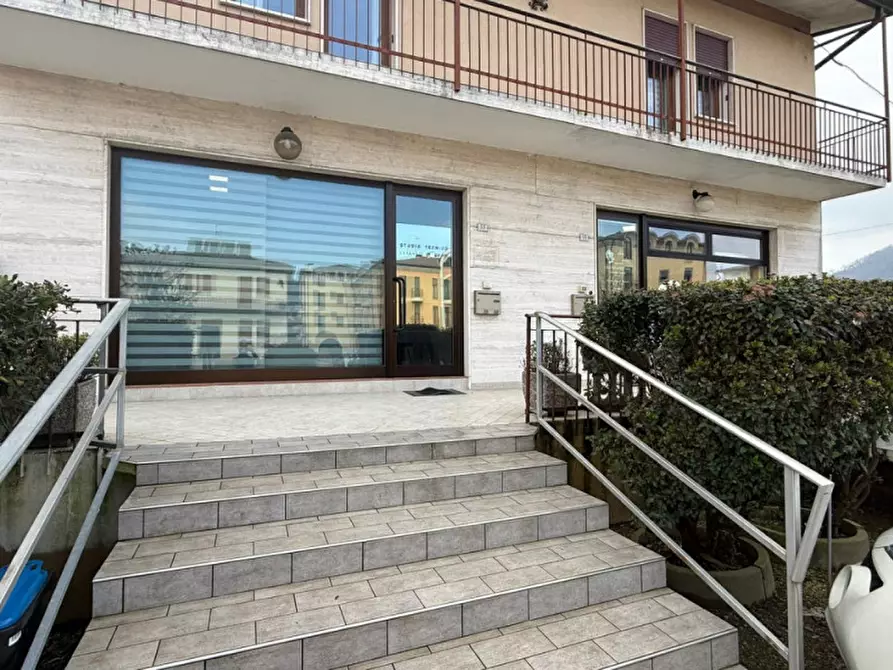 Immagine 7 di Negozio in vendita  in Via Mirabello 53 a Torreglia