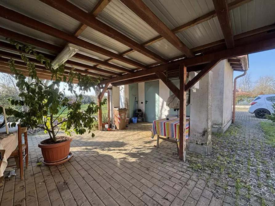 Immagine 4 di Casa bifamiliare in vendita  in Via Cavour, 10 a Colorno