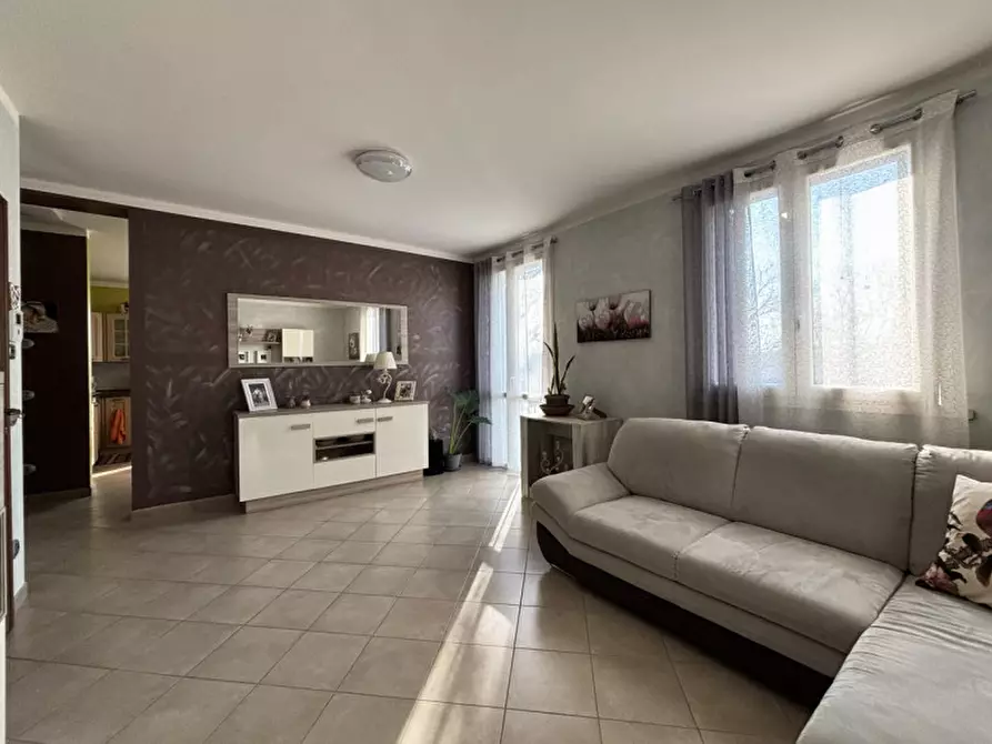 Immagine 13 di Casa bifamiliare in vendita  in Via Cavour, 10 a Colorno