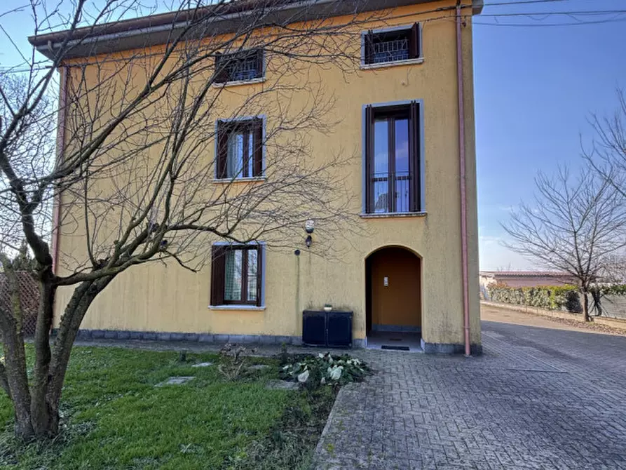 Immagine 58 di Casa bifamiliare in vendita  in Via Cavour, 10 a Colorno