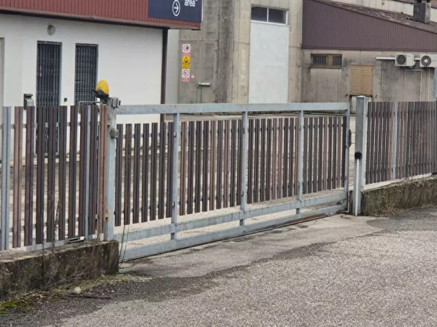 Immagine 2 di Capannone industriale in vendita  in Via Giovan Battista Vico 5 a Godega Di Sant'urbano