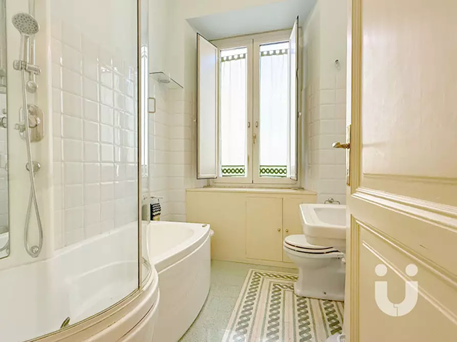 Immagine 17 di Appartamento in vendita  in Viale Bruno Buozzi a Roma