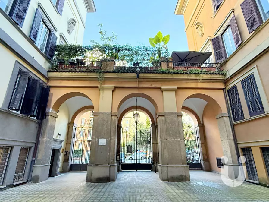 Immagine 24 di Appartamento in vendita  in Viale Bruno Buozzi a Roma