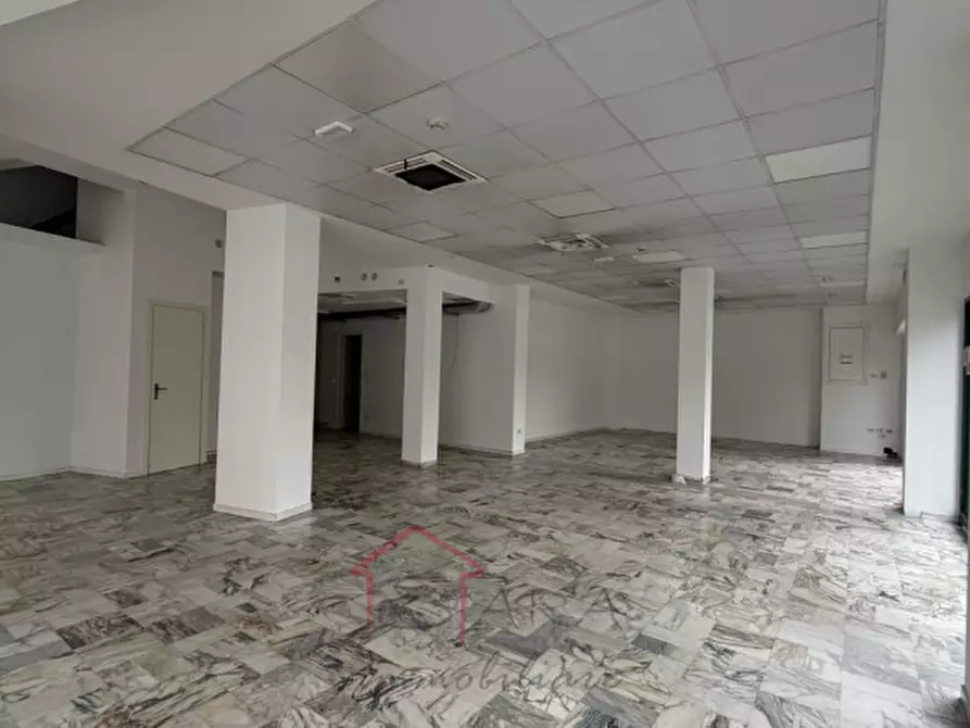 Immagine 2 di Negozio in affitto  in Via Cardinal Callegari, 30 a Padova