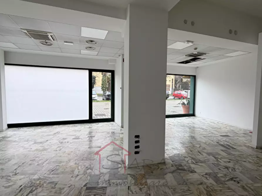 Immagine 3 di Negozio in affitto  in Via Cardinal Callegari, 30 a Padova